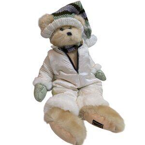 Trade Secret Bear Blizzard 2004 Stuffed Ski suit knitted hat scarf mittens 17"